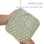 dog honeycomb lick mat with hook and suctions